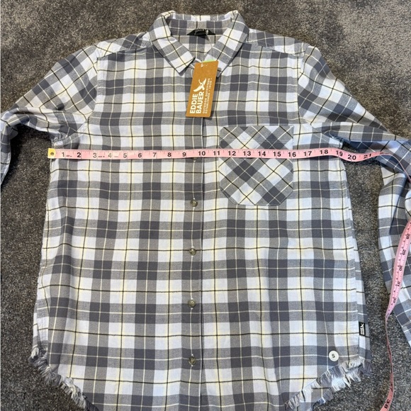 NWT Eddie Bauer Women's Gray Baby Blue Plaid Button Down Shirt Small - Picture 5 of 8